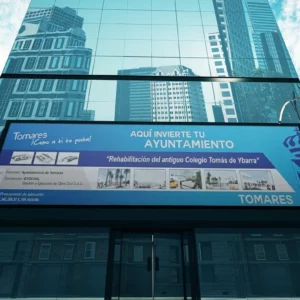 Foto-2-Lona-Fachada-(1)